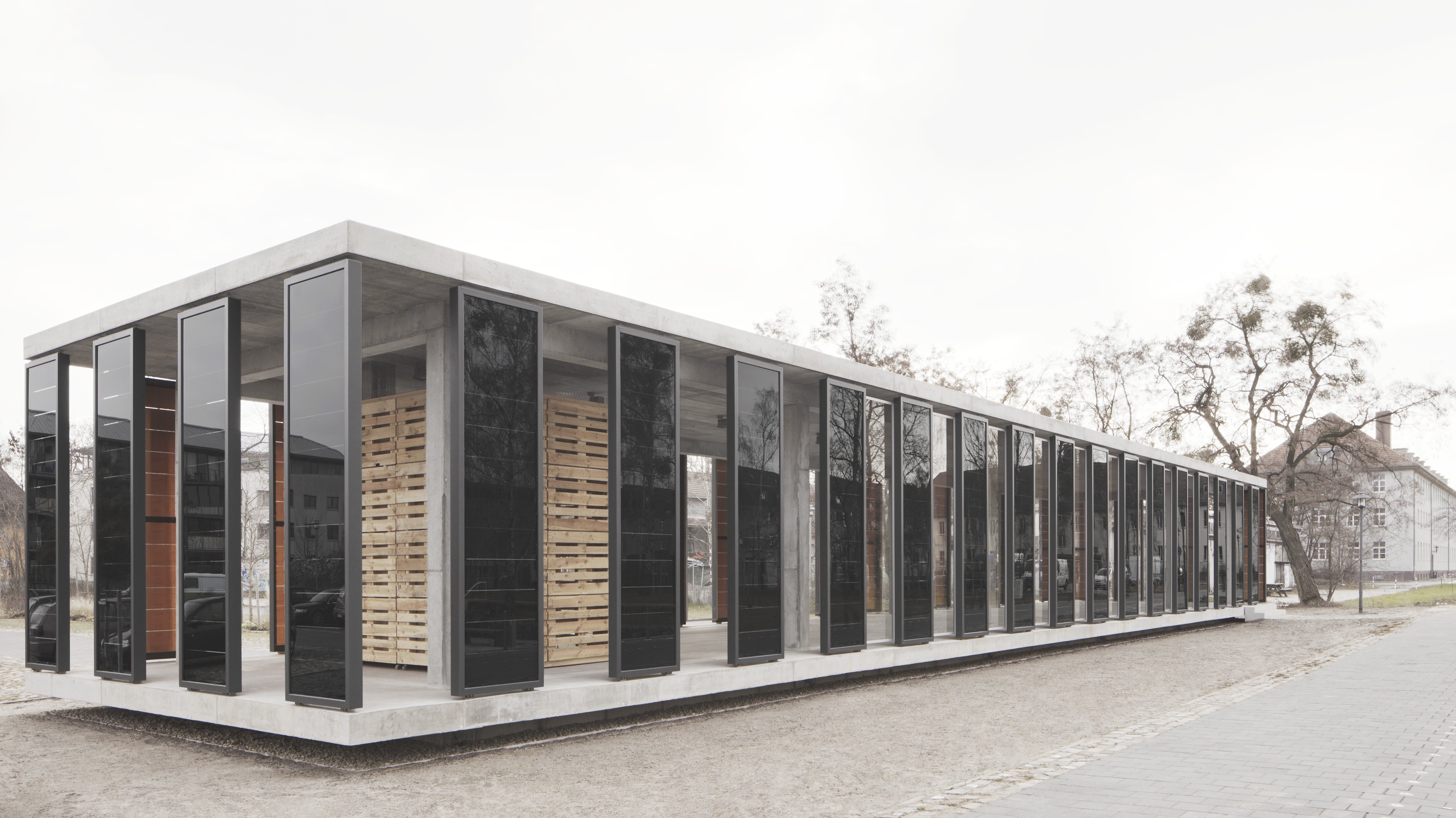GALERIE UNTER STROM POTSDAM — Photovoltaic Pavillon FH Potsdam